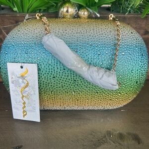 Nina Ocean look clutch bag